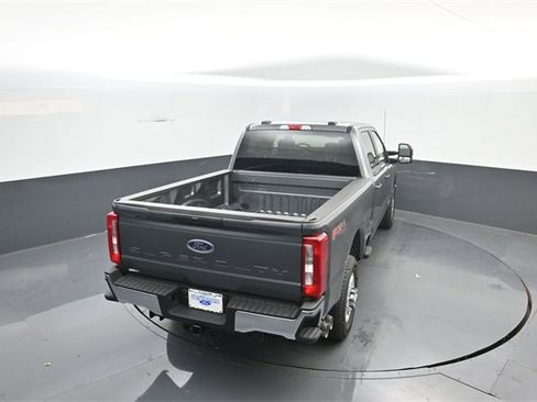 New 2026 Ford F350 XLT w/ FX4 Off-Road Package image 24