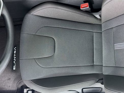 New 2026 Hyundai Elantra SE image 19