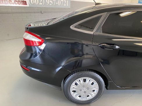 Used 2016 Ford Fiesta S FWD image 17