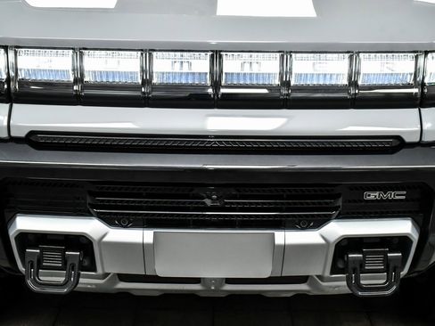 Used 2024 GMC Hummer EV 3X image 80