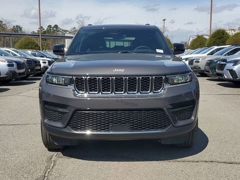 New 2026 Jeep Grand Cherokee Laredo image 2