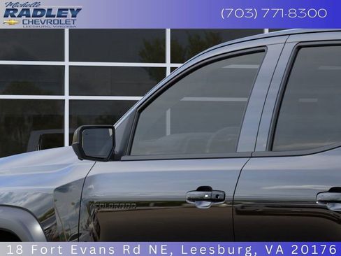 New 2025 Chevrolet Colorado ZR2 w/ Midnight Edition image 14