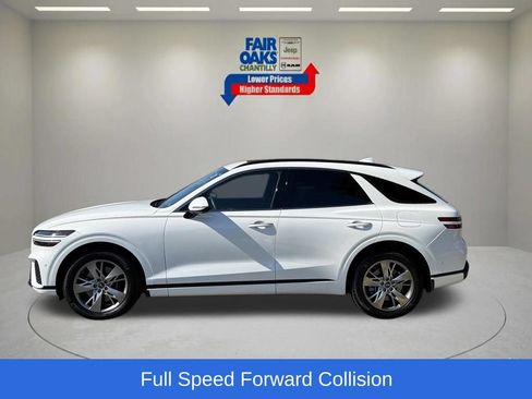 Used 2022 Genesis GV70 3.5T Sport w/ Sport Advanced Package AWD/4WD image 10