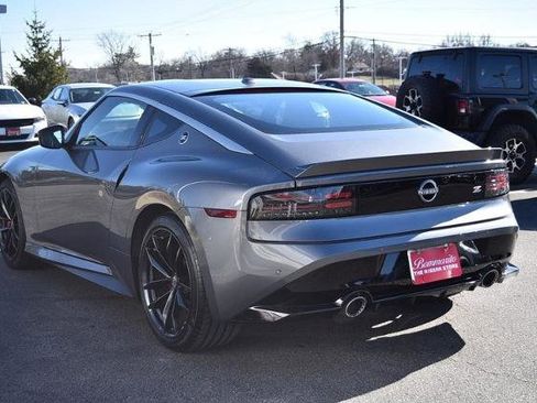 Certified 2024 Nissan Z Performance w/ Floor Mat Package image 7