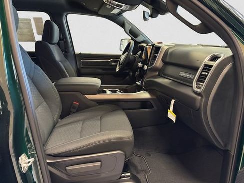 New 2026 RAM 1500 4x4 Crew Cab image 16