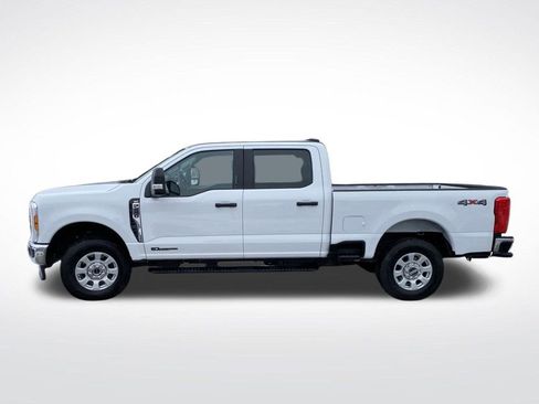 Used 2024 Ford F250 XLT image 11