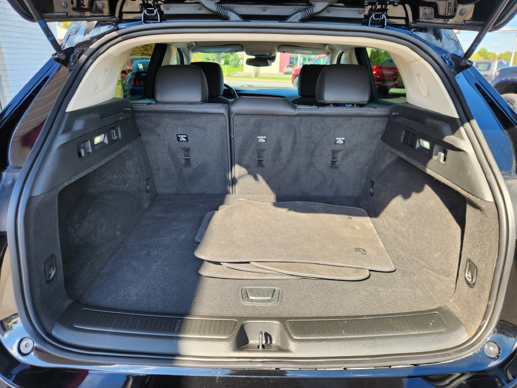 Used 2023 Buick Envision Preferred FWD image 14