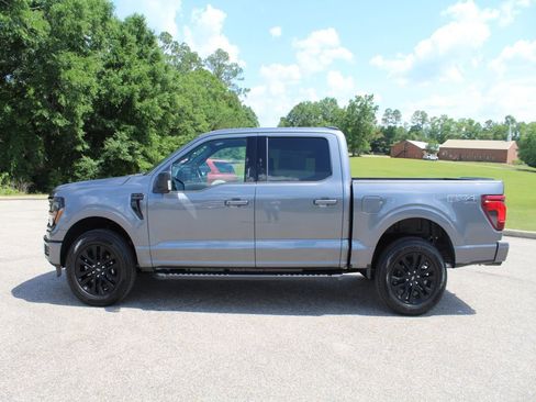 New 2026 Ford F150 XLT w/ Equipment Group 302A MID AWD/4WD image 9
