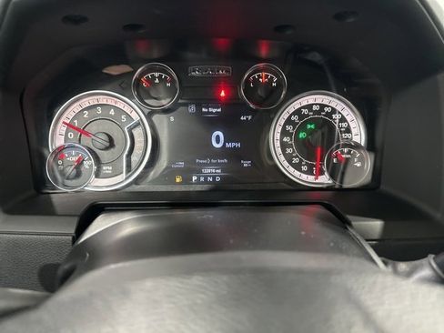 Used 2017 RAM 2500 Laramie w/ Convenience Group image 15