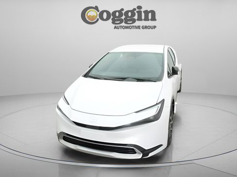 New 2026 Toyota Prius Plug-In Hybrid image 32