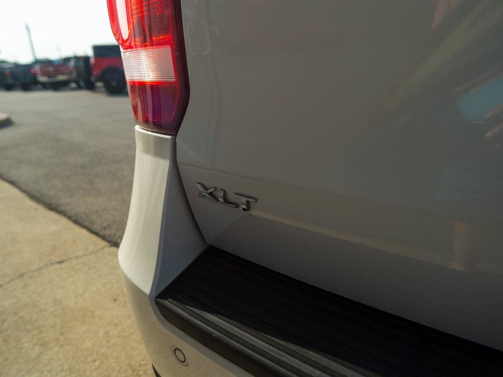 Used 2020 Ford Expedition Max XLT w/ Equipment Group 202A RWD image 9