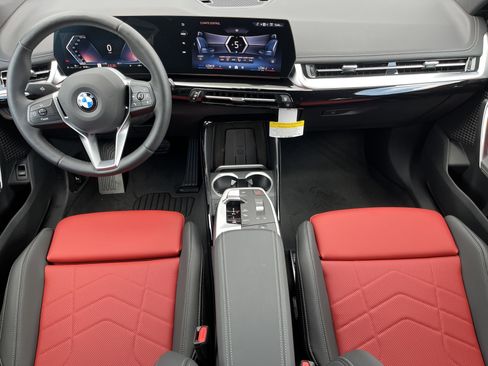 New 2025 BMW X1 xDrive28i w/ Convenience Package image 3