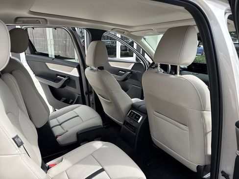 Used 2025 MAZDA CX-90 3.3 Turbo w/ Premium Sport Pkg image 33