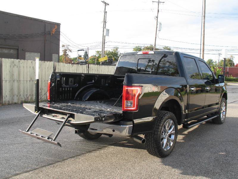 Used 2017 Ford F150 XLT w/ Equipment Group 302A Luxury AWD/4WD image 9