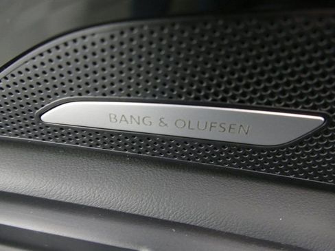 New 2025 Audi Q5 Premium Plus image 12