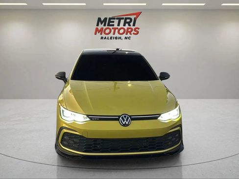 Used 2022 Volkswagen GTI Autobahn image 2