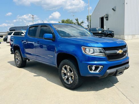 Used 2020 Chevrolet Colorado Z71 AWD/4WD image 2