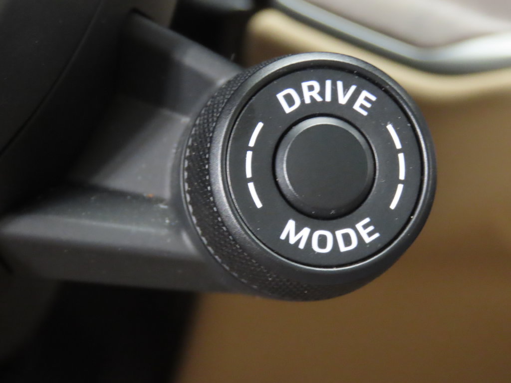 Used 2025 Porsche Cayenne S AWD/4WD image 24