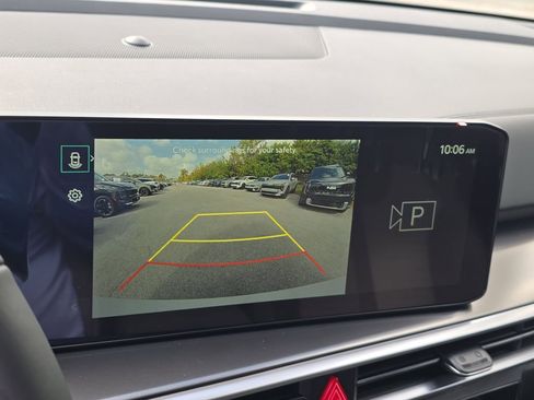 New 2026 Kia Sorento LX FWD image 23