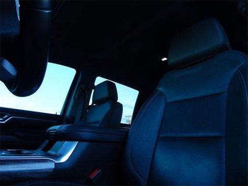 Used 2025 Chevrolet Silverado 2500 LTZ w/ LTZ Convenience Package image 19