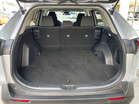 Used 2025 Toyota RAV4 LE image 31