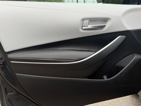Used 2025 Toyota Corolla SE FWD image 15