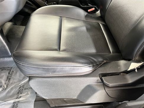 Used 2025 Ford Transit 250 148 Medium Roof image 19