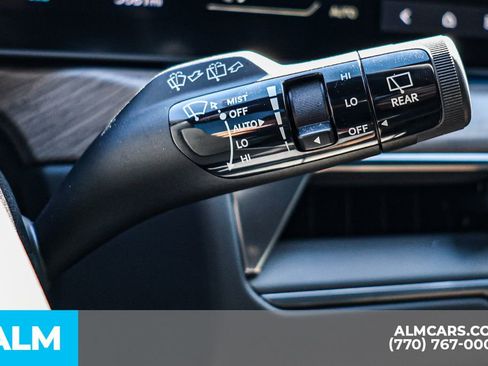 Used 2024 Kia EV9 Land image 40