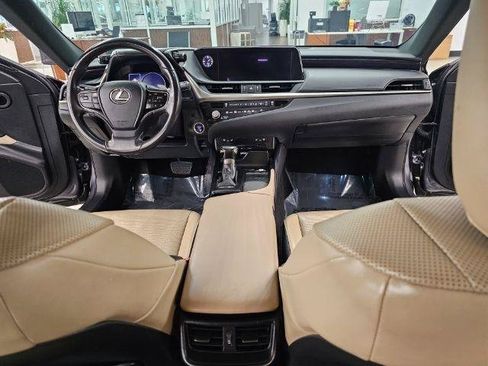 Used 2021 Lexus ES 300h w/ Premium Package FWD image 15