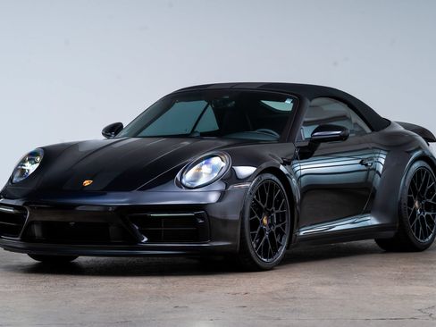 Used 2022 Porsche 911 Carrera GTS RWD image 5