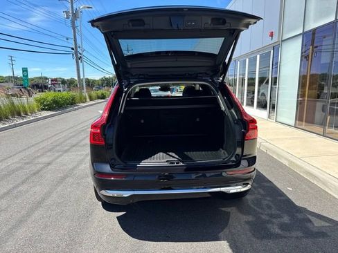 Used 2022 Volvo XC60 B6 Inscription w/ Climate Package AWD/4WD image 11