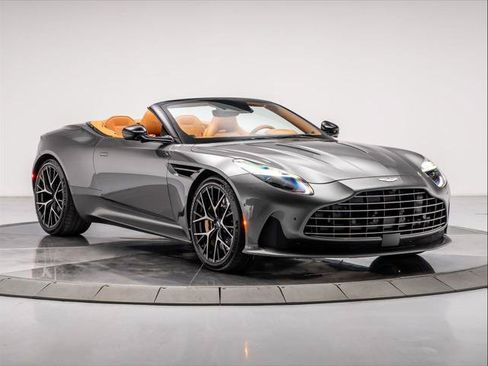 Used 2025 Aston Martin DB12 Convertible RWD image 1