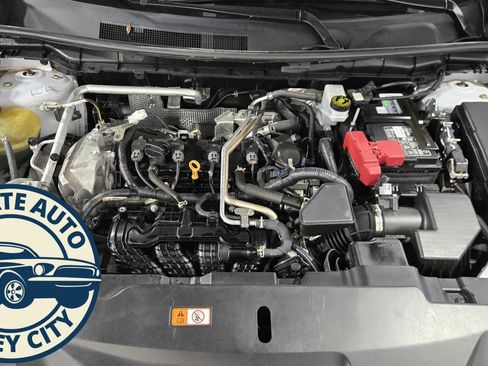 Used 2022 Mitsubishi Outlander SE image 36