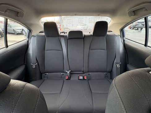 Used 2025 Toyota Corolla LE image 36