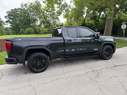 Used 2025 GMC Sierra 1500 Elevation w/ X31 Off-Road Package AWD/4WD image 11