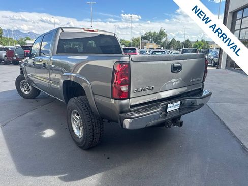 Used 2002 Chevrolet Silverado 2500 LT w/ Off-Road Skid Plate Pkg AWD/4WD image 5