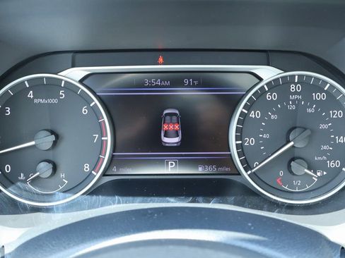 New 2025 Nissan Sentra SV w/ SV Premium Package image 10