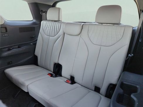 Used 2023 Hyundai Palisade Limited image 19