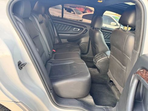 Used 2014 Ford Taurus Limited w/ Equipment Group 301A image 15