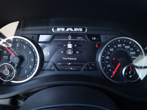 New 2026 RAM 1500 Big Horn AWD/4WD image 4