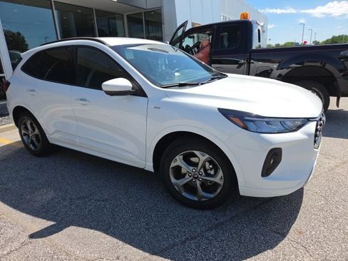 Certified 2023 Ford Escape ST-Line Select w/ Tech Pack #2 AWD/4WD image 1