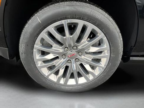 New 2026 GMC Yukon XL Denali w/ Sun & Power Step Package AWD/4WD image 22