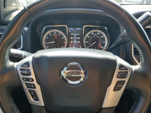 Used 2019 Nissan Titan SL w/ Midnight Edition AWD/4WD image 19