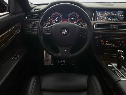 Used 2015 BMW 750Li xDrive AWD/4WD image 30