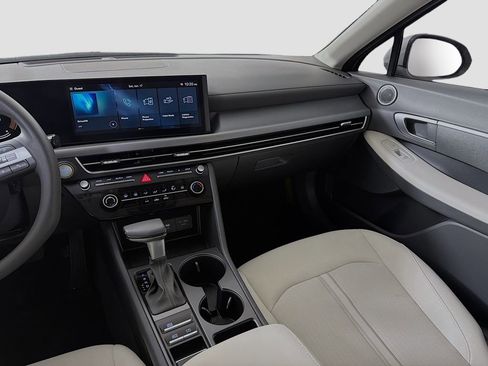 Used 2025 Hyundai Sonata SE image 24