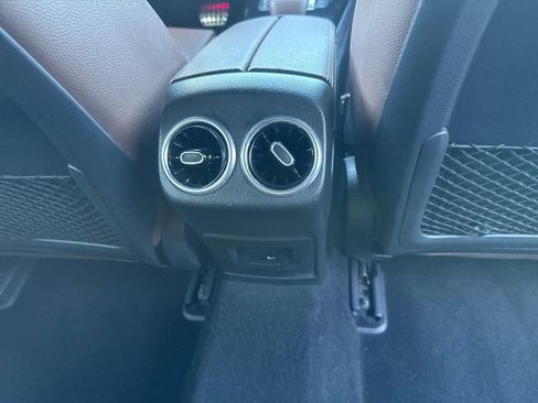 Used 2022 Mercedes-Benz CLA 250 4MATIC image 19