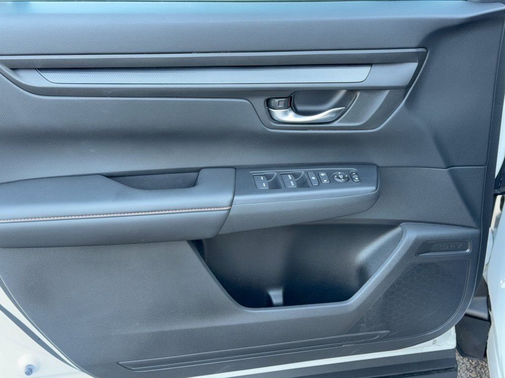 Used 2023 Honda CR-V Sport image 14