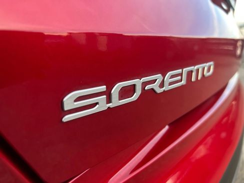 Used 2023 Kia Sorento EX w/ Panoramic Sunroof Package image 31