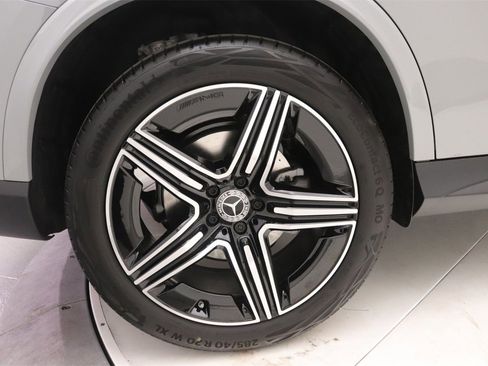 New 2026 Mercedes-Benz GLC 300 image 13