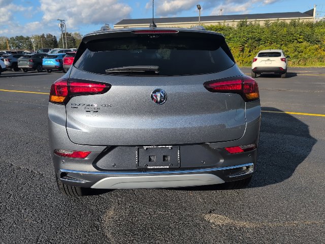 Used 2022 Buick Encore GX Essence w/ Advanced Technology Package AWD/4WD image 4